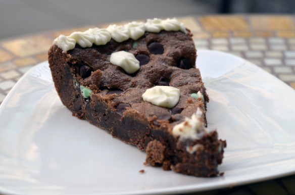 Chocolate Mint Skillet Cookie Cake + Mascarpone Frosting
