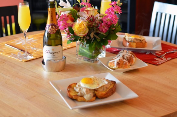 Biscuits 'n' Gravy Style French Toast