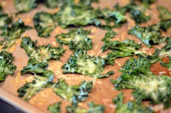 Cheesy Kale Chips