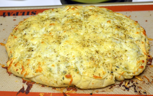Pizzeria-Style Cheese Bread