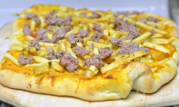 Animal Style Cheeseburger Pizza