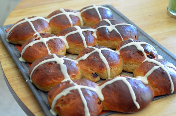 Hot Cross Buns (with a hint of orange)