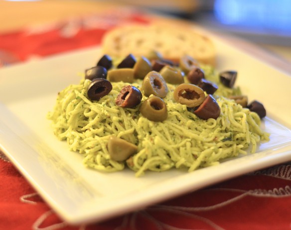 Feta-Pistachio Pesto Pasta